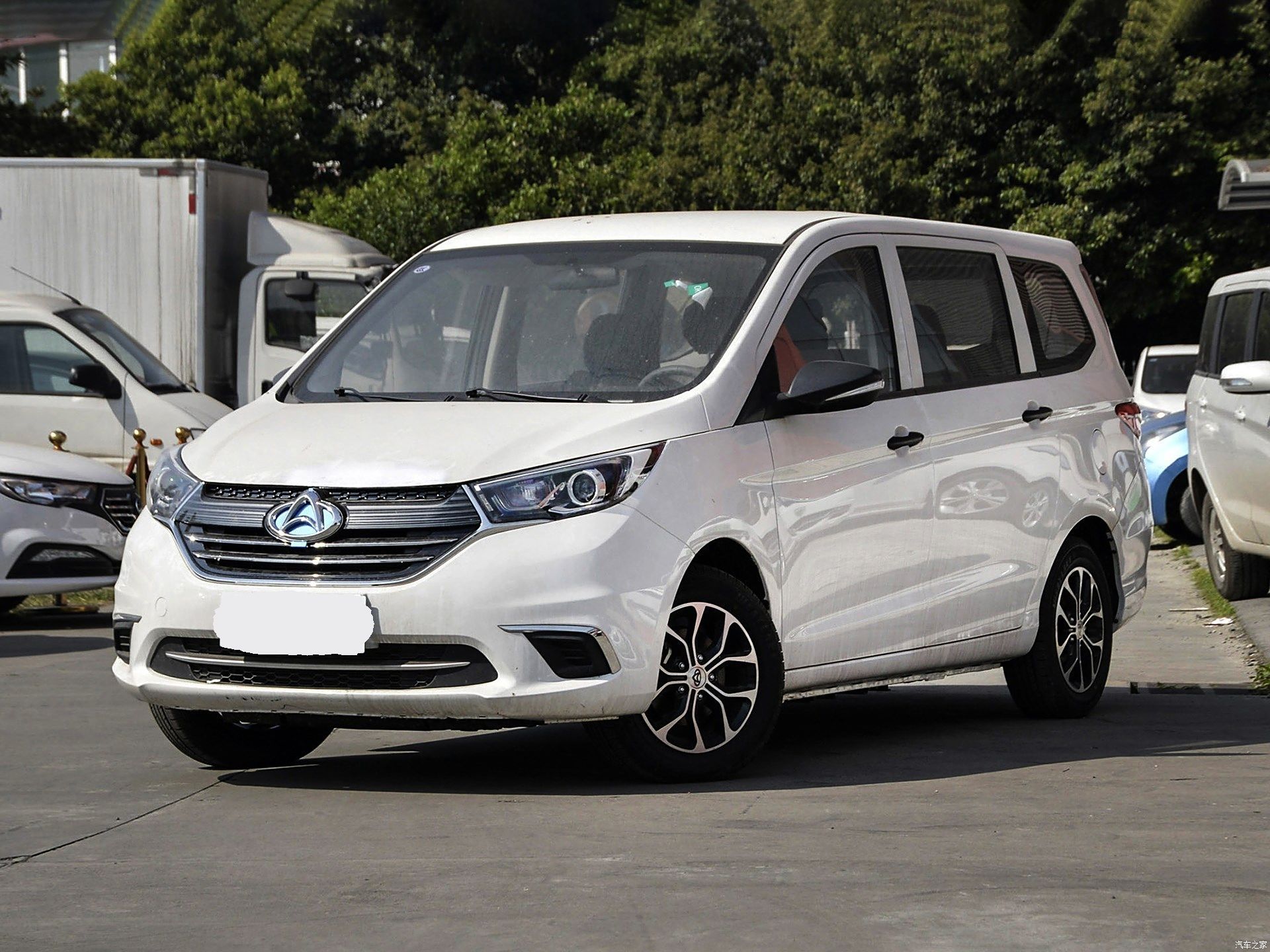 长安欧尚A600EV