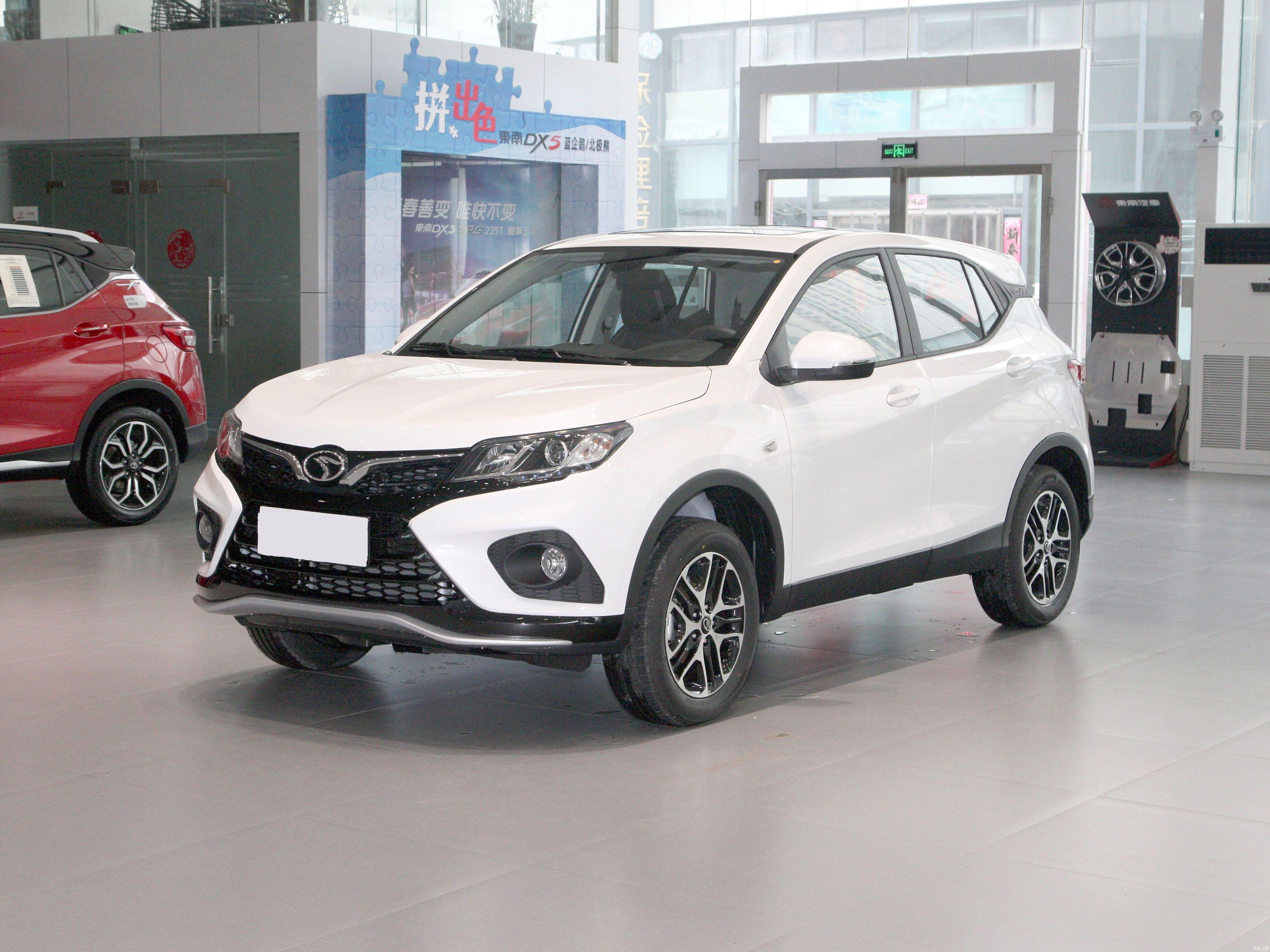 2022款 1.5L 手动豪华型