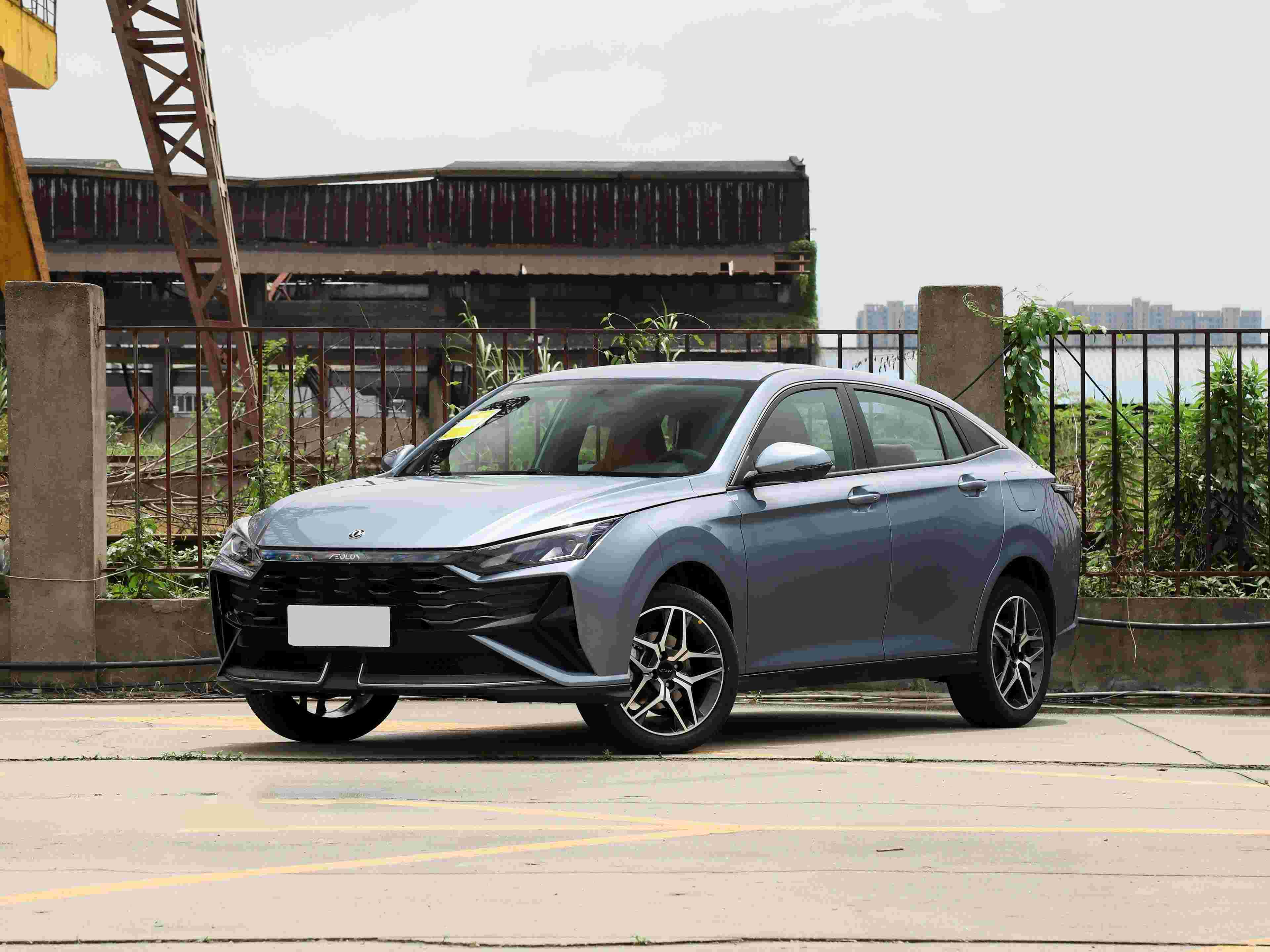 2026款 1.5L 自动尊贵型